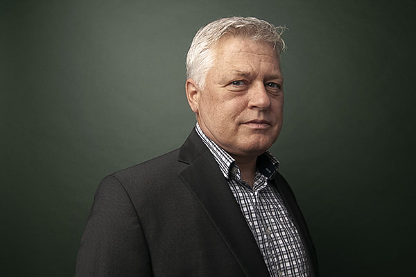 ceo-headshot-businessportrait-3_orig CEO Headshot - Businessportrait